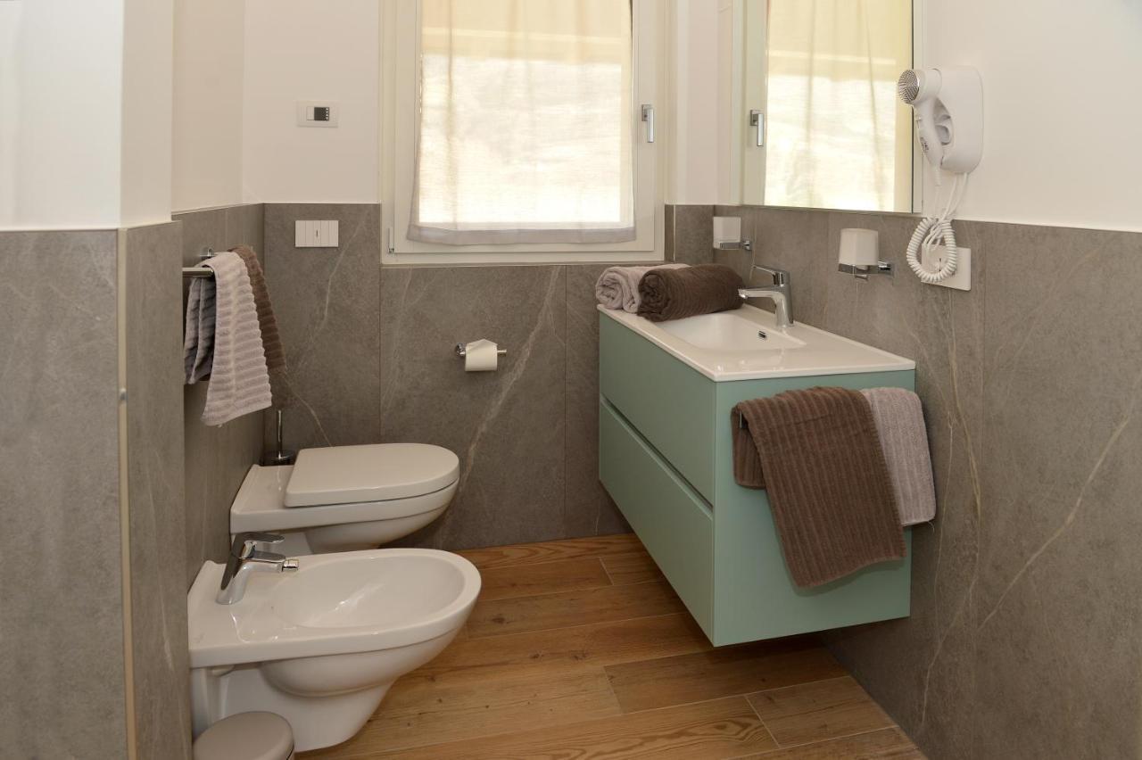 Bed And Breakfast Navis Nave San Rocco Exterior foto