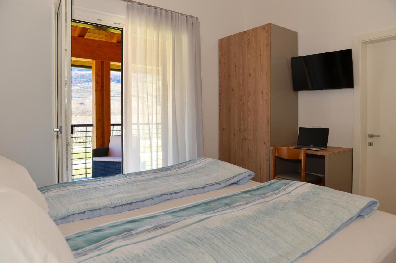 Bed And Breakfast Navis Nave San Rocco Exterior foto